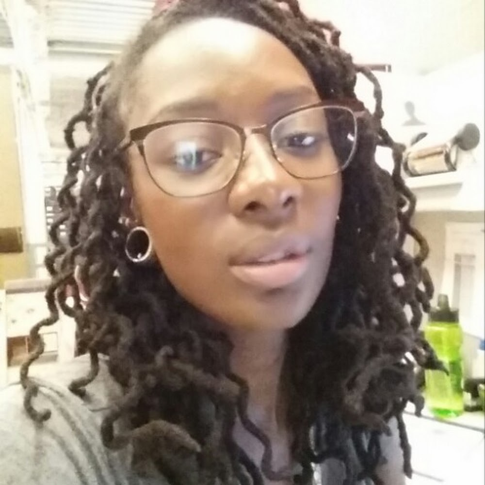 Meet your Posher, Ashle